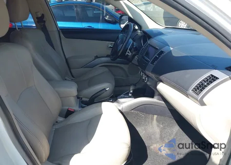 2010 Mitsubishi Outlander Gt z USA, uszkodzony, nr VIN JA4JT5AX2AZ014476